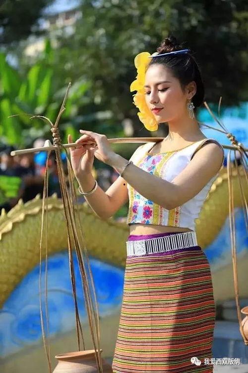 西双版纳的傣族网红美女,风情万种的东南亚魅力代表